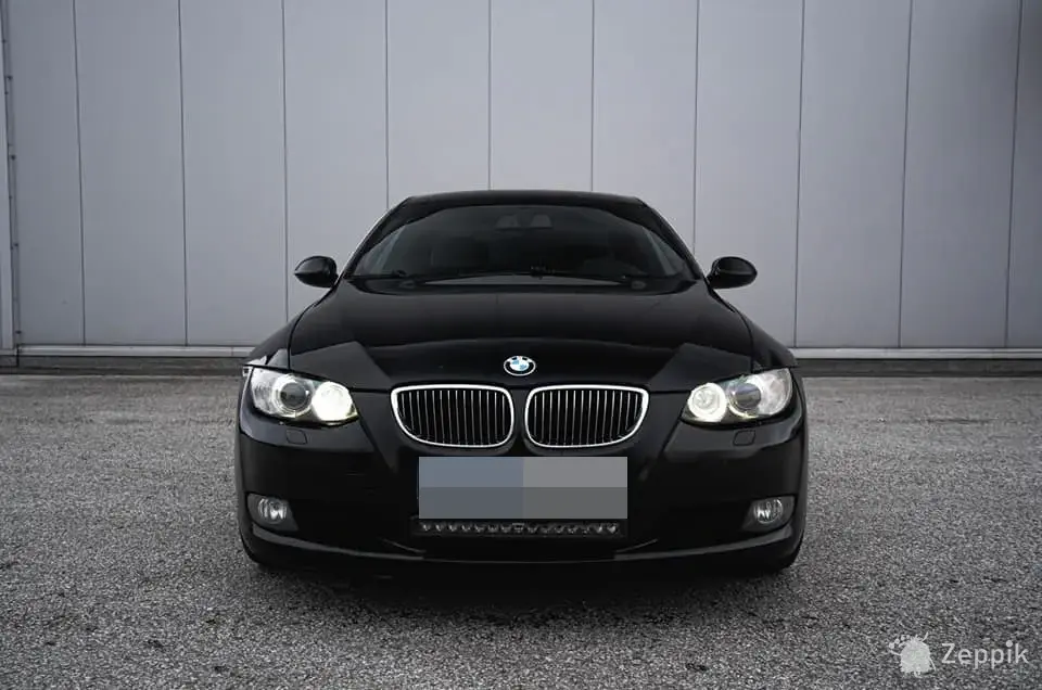 BMW 330 3.0 145kW