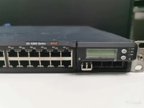 Juniper EX4200-48T 8 PoE switch