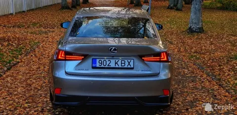 Lexus IS 300h F-Sport 2.5 133kW