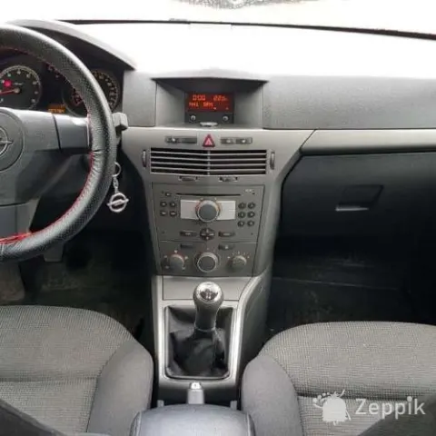Сдам в аренду opel astra 2006, бензин,