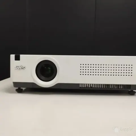 Sanyo PLC-XU350A projektor XGA, 3500 ANSI lm, 550 tundi