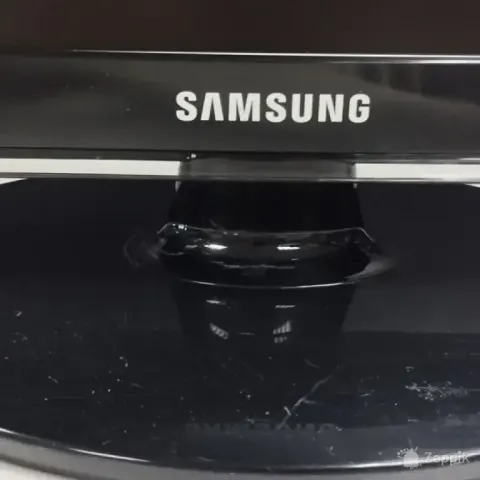Samsung 2253LW 22 LCD monitor DVI VGA