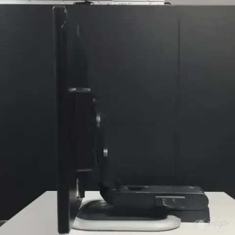 HP V241p 23.6 FullHD monitor