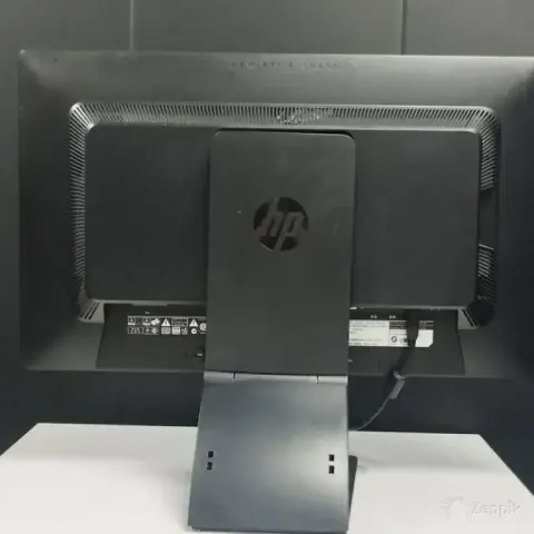 HP EliteDisplay E221c 21.5-inch Webcam LED Backlit Monitor