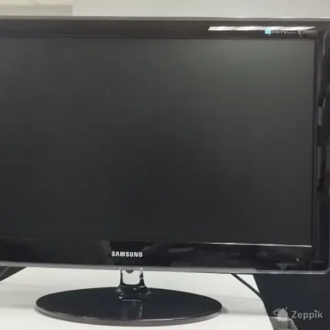 Samsung P2770HD 27" TV/monitor FullHD HDMI DVI VGA