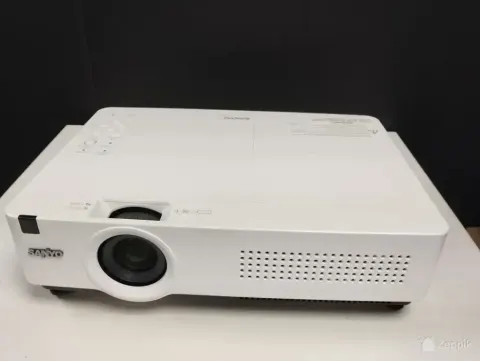 Sanyo PLC-XU350A projektor XGA, 3500 ANSI lm, 550 tundi