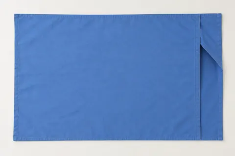 Синяя хлопковая наволочка 50 × 70 см