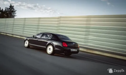 Bentley Continental Flying Spur 6.0 W12 412kW