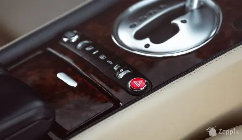 Bentley Continental Flying Spur 6.0 W12 412kW