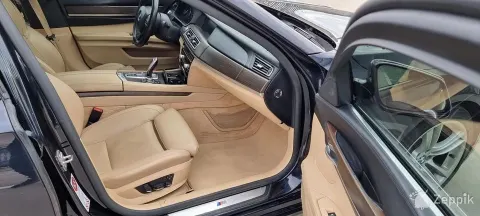 BMW 740 M Sports package M Aerodynamics package 3.0 R6 225kW