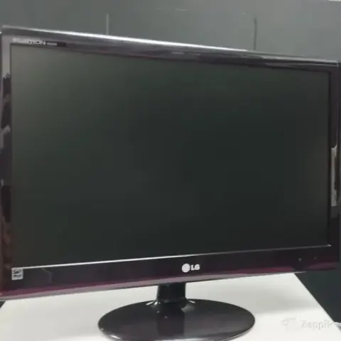 LG Flatron E2350T-PN 23" LED monitor