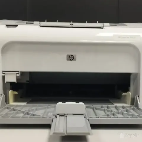 HP LaserJet P1102 laserprinter + 4 tonerkassetid