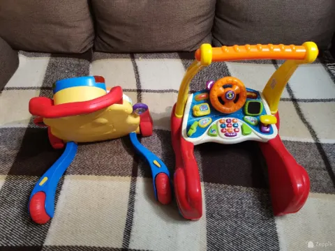 Ходунки 2 штуки. центр Chicco Ходунки 2 в 1
