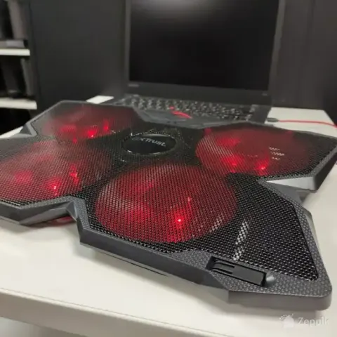 Trust GXT 278 Yozu jahutusalus 17.3" 4 vent USB-A LED