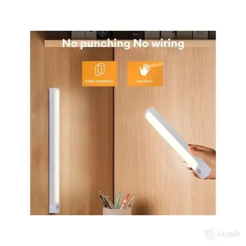 LED-lamp liikumisanduriga Karrnite, 20 cm, valge valgus