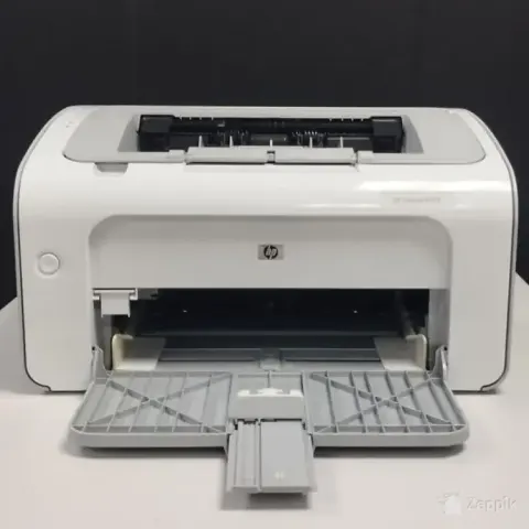 HP LaserJet P1102 laserprinter + 4 tonerkassetid
