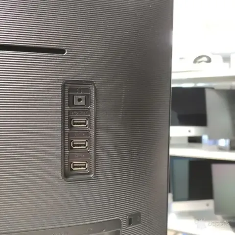 27 Samsung ViewFinity S60A QHD monitor
