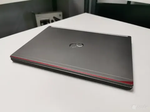 Fujitsu Lifebook E734/i5-4300m/8GB RAM/256GB SSD/Win 10