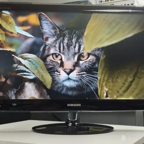 Samsung P2770HD 27" TV/monitor FullHD HDMI DVI VGA
