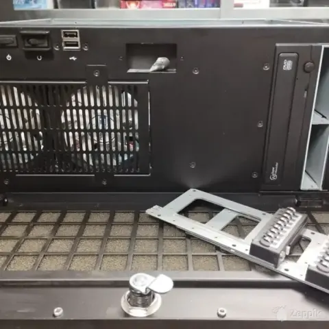Tööstuslik rackmount-korpus DSM Computer 961240 (4U,Saksama)