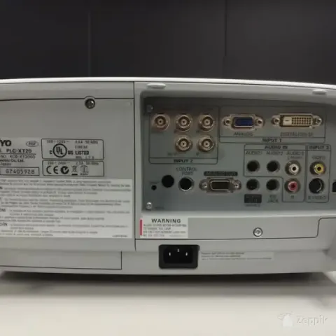 Sanyo PLC-XT20 projektor (XGA, 3800 lm), 211h