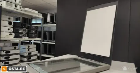 Canon CanoScan LiDE 25 skanner