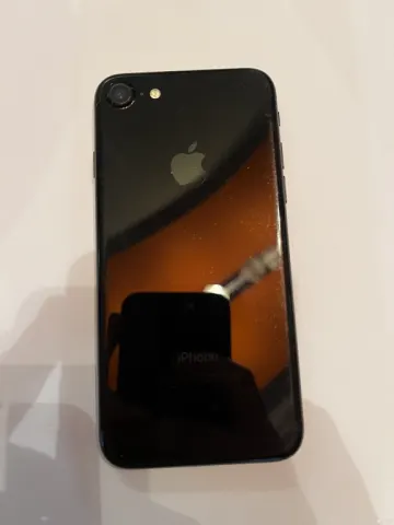 Apple iPhone 7 объявление