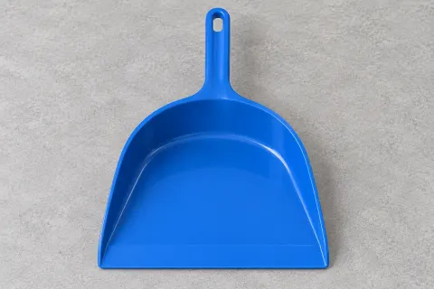 Синий пластиковый совок 32 × 22 см
