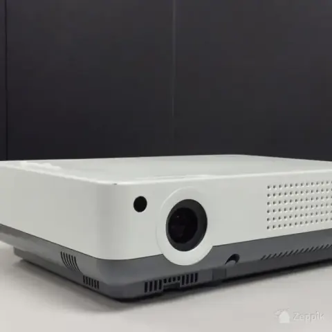 Sanyo PLC-XW55 projektor 1318 h lamp