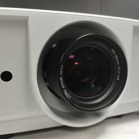 Sanyo PLC-XT20 projektor (XGA, 3800 lm), 211h