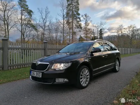 Skoda Superb FAMILY 1.8 TSI 118kW