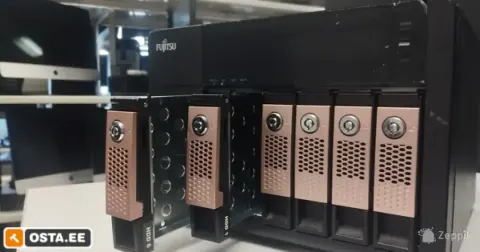 Fujitsu CELVIN NAS Server Q902 (ilma kõvaketasteta)