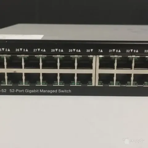 Cisco SG300-52 52-pordiline Gigabit hallatav lüliti