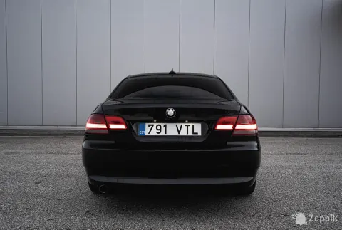 BMW 330 3.0 145kW