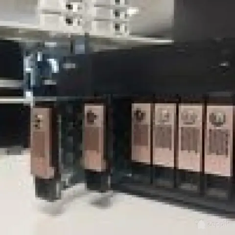 Fujitsu CELVIN NAS Server Q902 (ilma kõvaketasteta)
