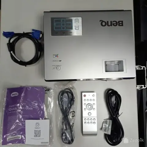 BenQ MP770 DLP projektor 1404 töötundi