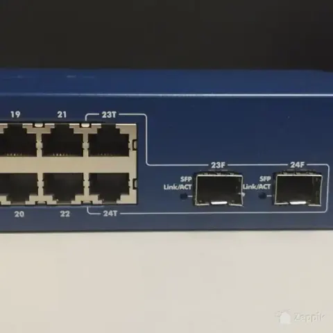 NETGEAR ProSafe GS724T v2 24-portine Gigabit Smart Lüliti