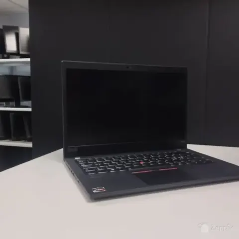 Lenovo ThinkPad P14s Gen 2 Ryzen 7 PRO, 32 GB RAM, 500 GB