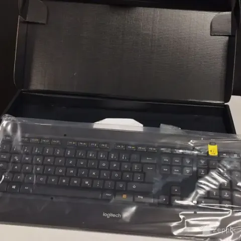 Logitech K800 valgustusega juhtmevaba klaviatuur (DEU, uus)