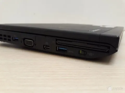Lenovo X230/i5-3320M/8GB RAM/240GB SSD/8H aku