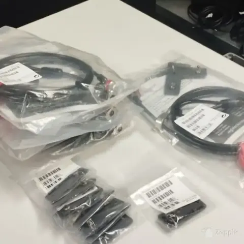 Kensington ClickSafe komplekt: 5 lukku + 20 ankrut