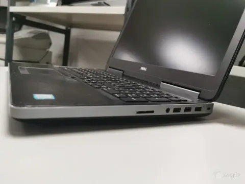 Dell Precision 7510/Intel Xeon E3-1535M/16GB RAM/500GB SSD/Quadro M2000m 4GB
