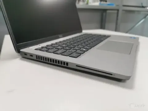 Dell Latitude 5420/i5-1135 G7/16GB RAM/500GB SSD NVM