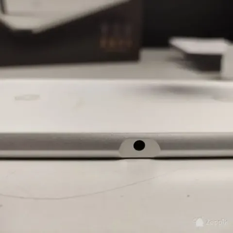 Zens Dual Aluminium Wireless Charger + Apple Watch 10W