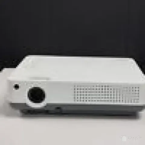 Sanyo PLC-XW55 projektor 1318 h lamp