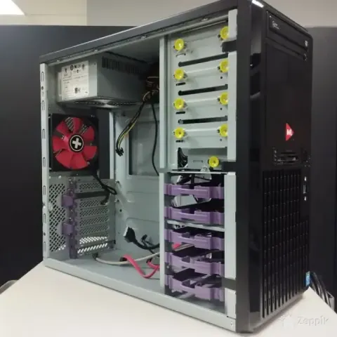 Töökorras Mid-Tower arvutikorpus