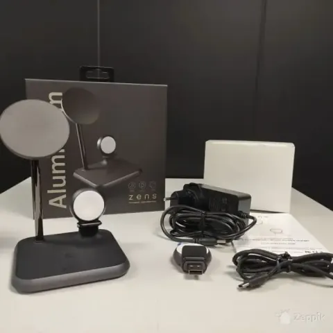Zens Magnetic + Watch Aluminium Wireless Charger 4-in-1