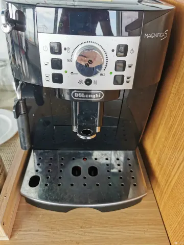 DeLonghi Magnifica S