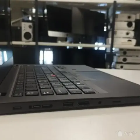 Lenovo ThinkPad P14s Gen 2 Ryzen 7 PRO, 32 GB RAM, 500 GB