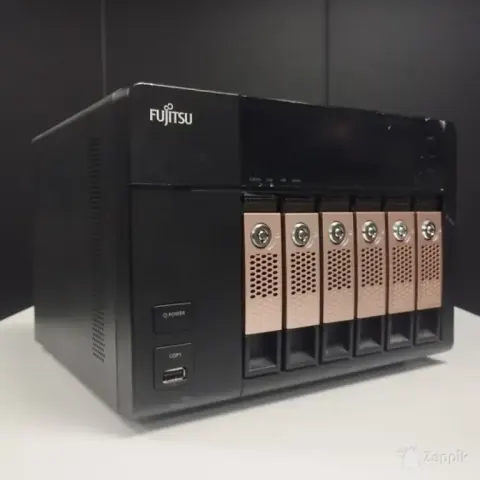 Fujitsu CELVIN NAS Server Q902 (ilma kõvaketasteta)